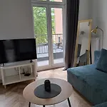 Apartment Canvashome