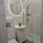 Canvashome Apartment