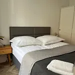 Canvashome