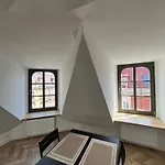 Canvashome