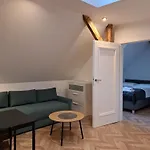 Canvashome 250m Od Rynku Katovice