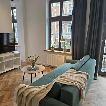 Canvashome Apartment *