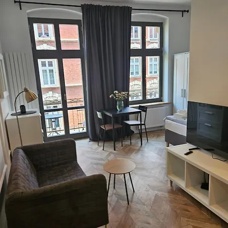 Apartment Canvashome