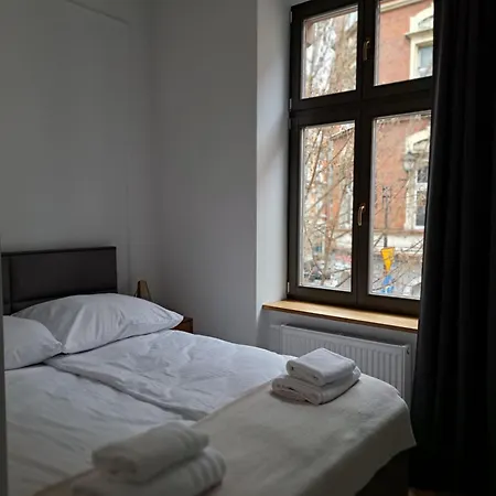 Canvashome 250m Od Rynku & Pkp Self Check-in 24h Katowice