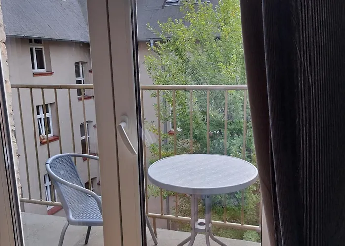 Canvashome Apartment